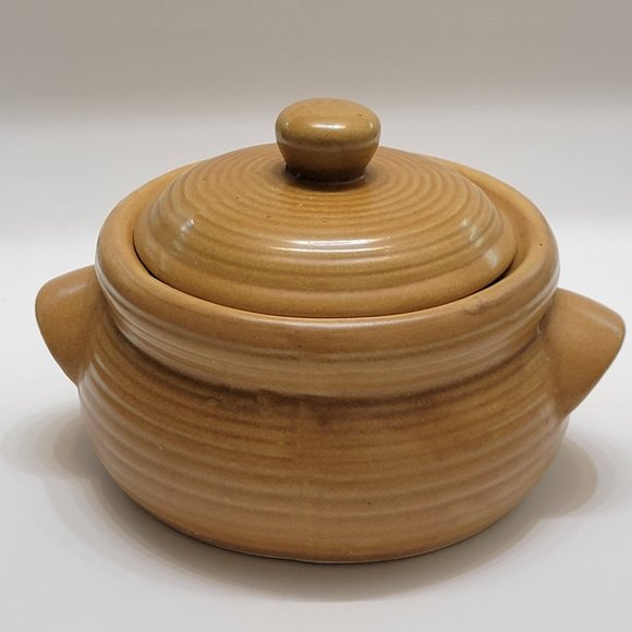 Vintage Handmade Art Pottery Lidded Serving Dish Casserole with Lid - Picture 8 of 8